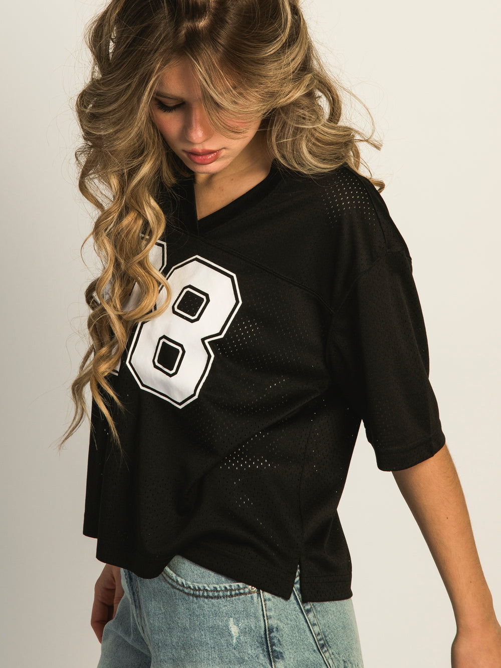 HARLOW PINNY TEE - BLACK