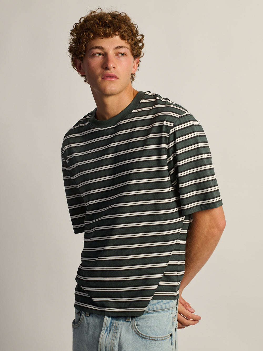 BOATHOUSE SHORT CUT T-SHIRT - FOREST