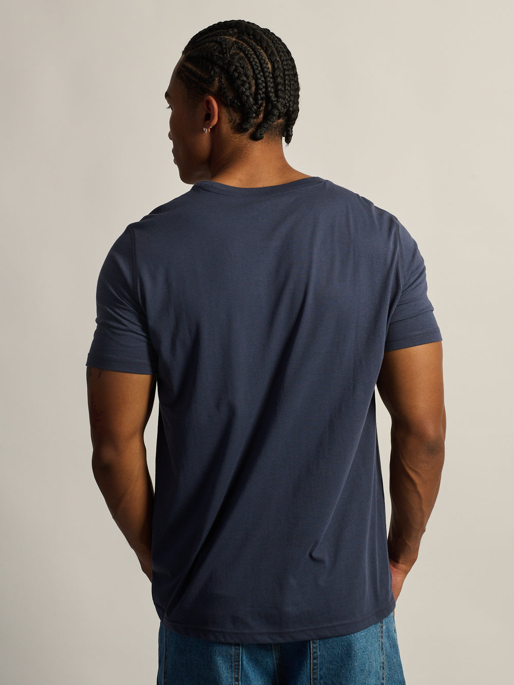 VICTOR CREWNECK - CARBON MAROON NAVY