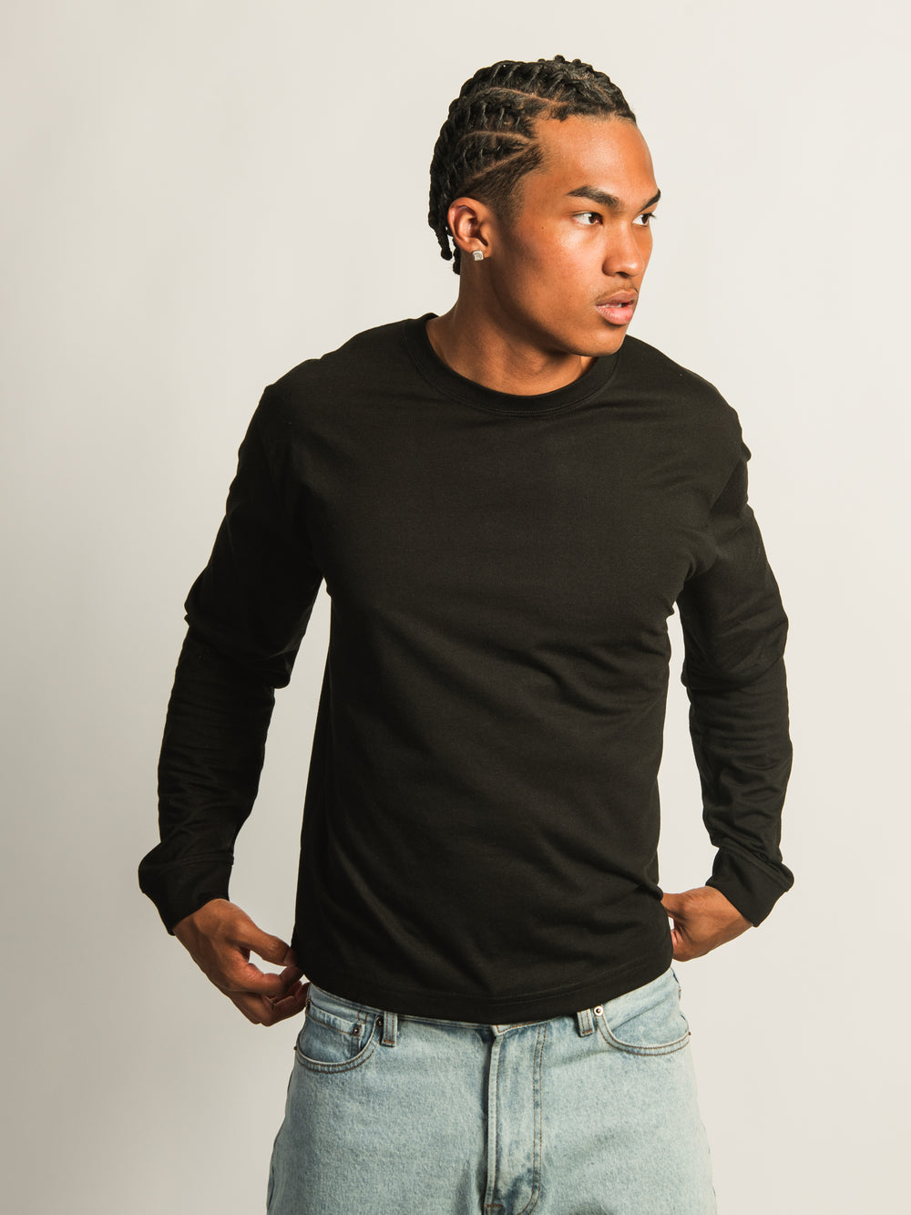 LONG SLEEVE TEE - BLACK