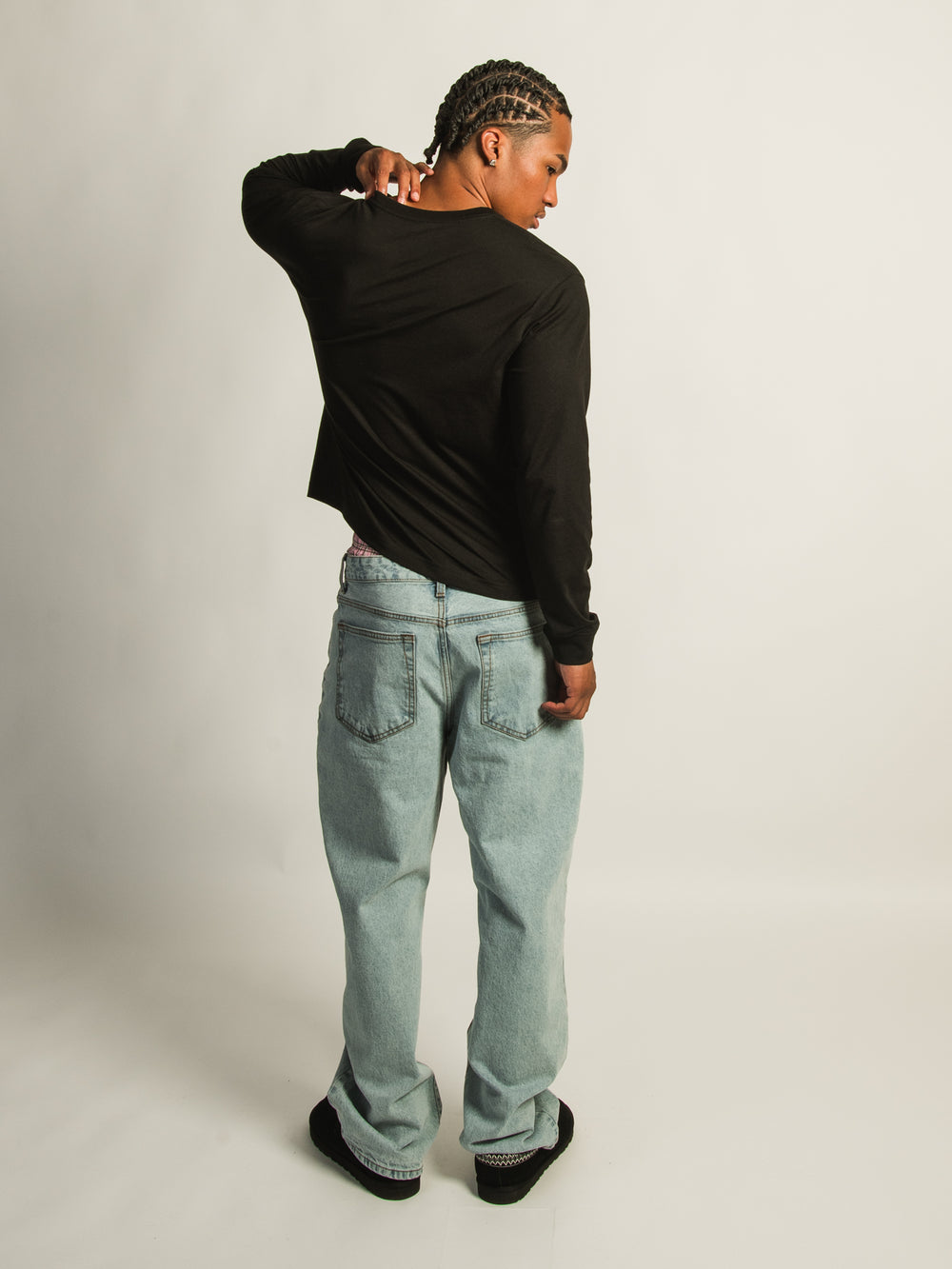 LONG SLEEVE TEE - BLACK