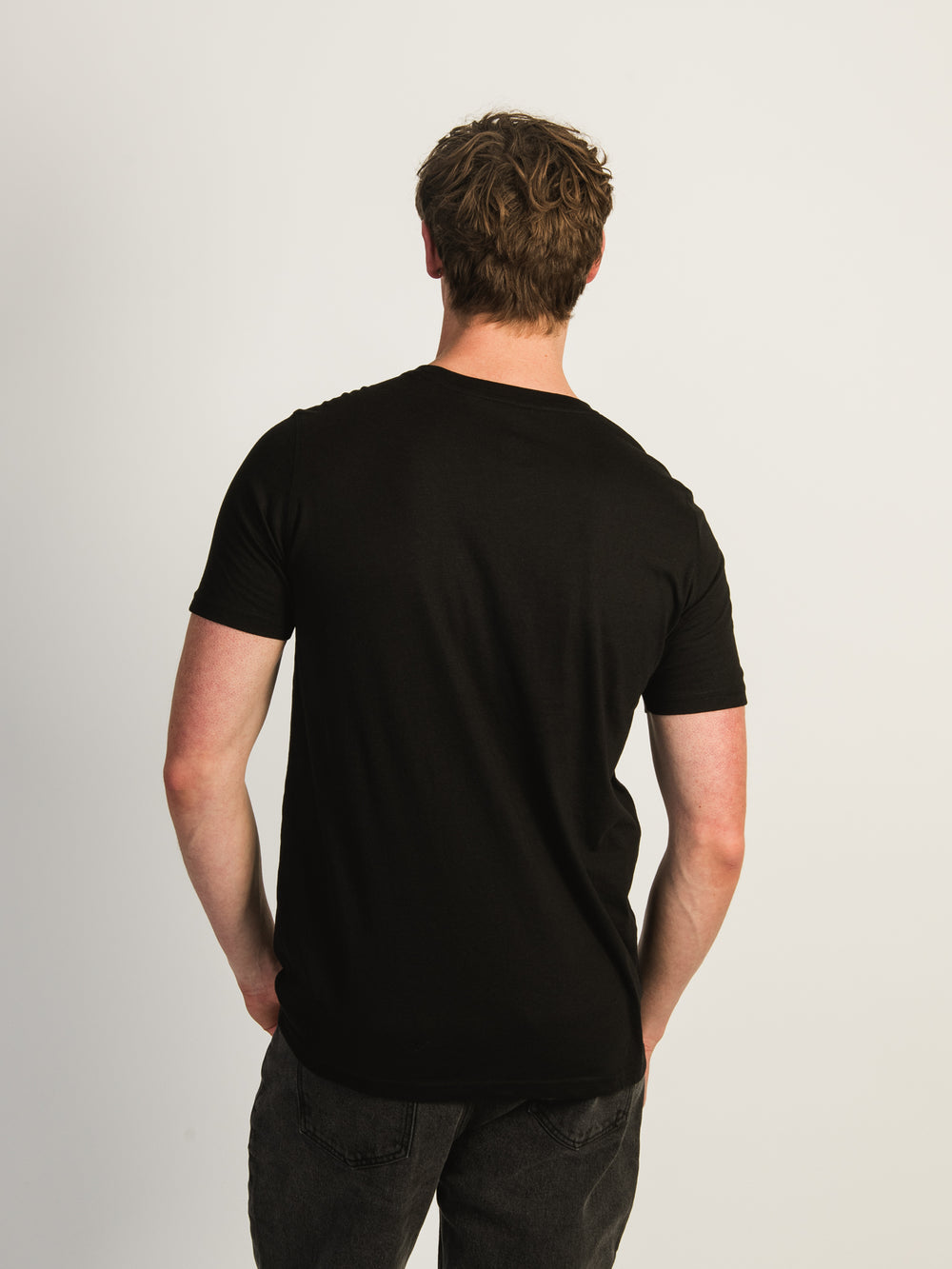 VICTOR CREWNECK TEE - BLACK