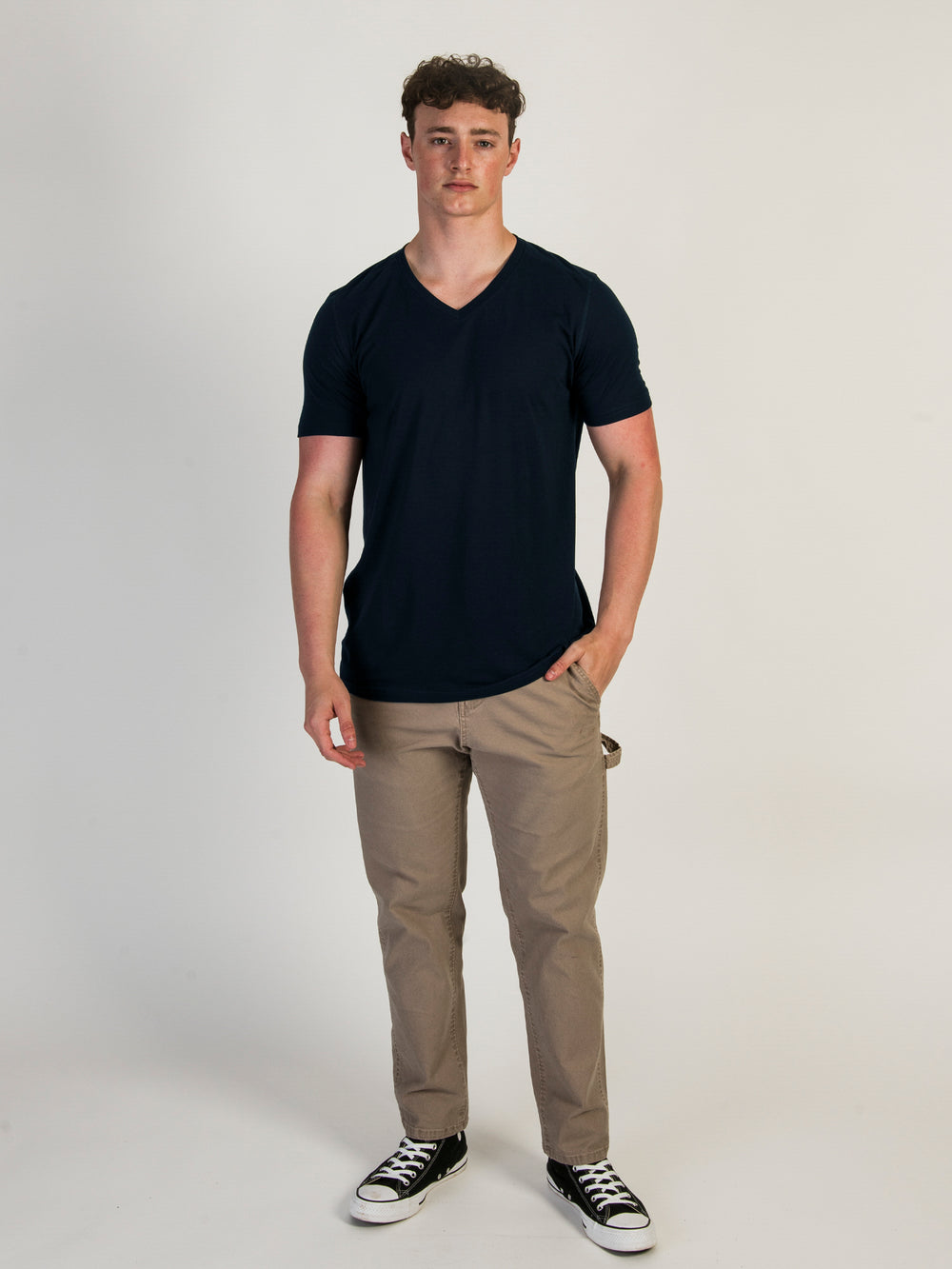 VICTOR V-NECK TEE - NAVY