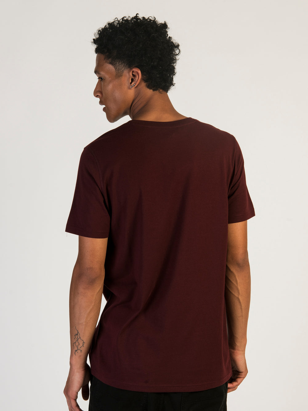 VICTOR V-NECK TEE - PORT