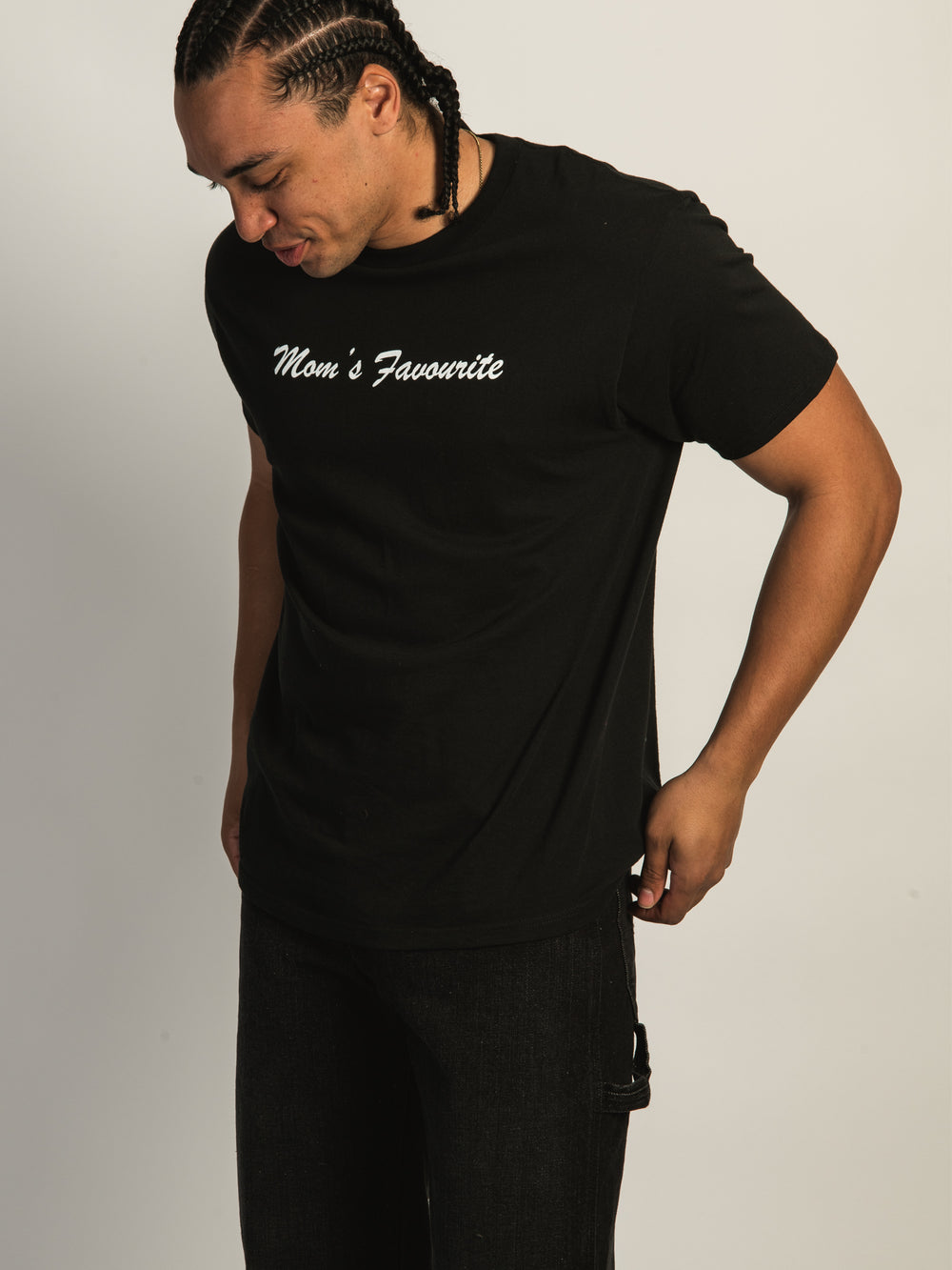 MOMS FAVORITE T-SHIRT