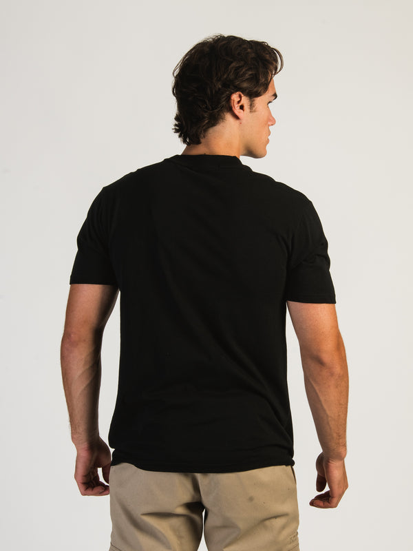 CROOKS & CASTLES COLLEGIATE GROUP EMBROIDERED T-SHIRT