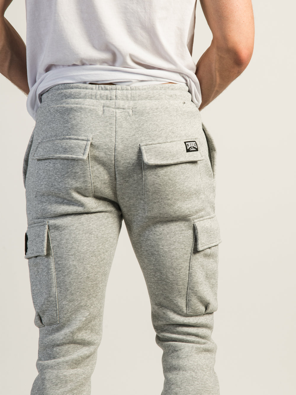 CROOKS & CASTLES MEDUSA CARGO SWEATPANTS