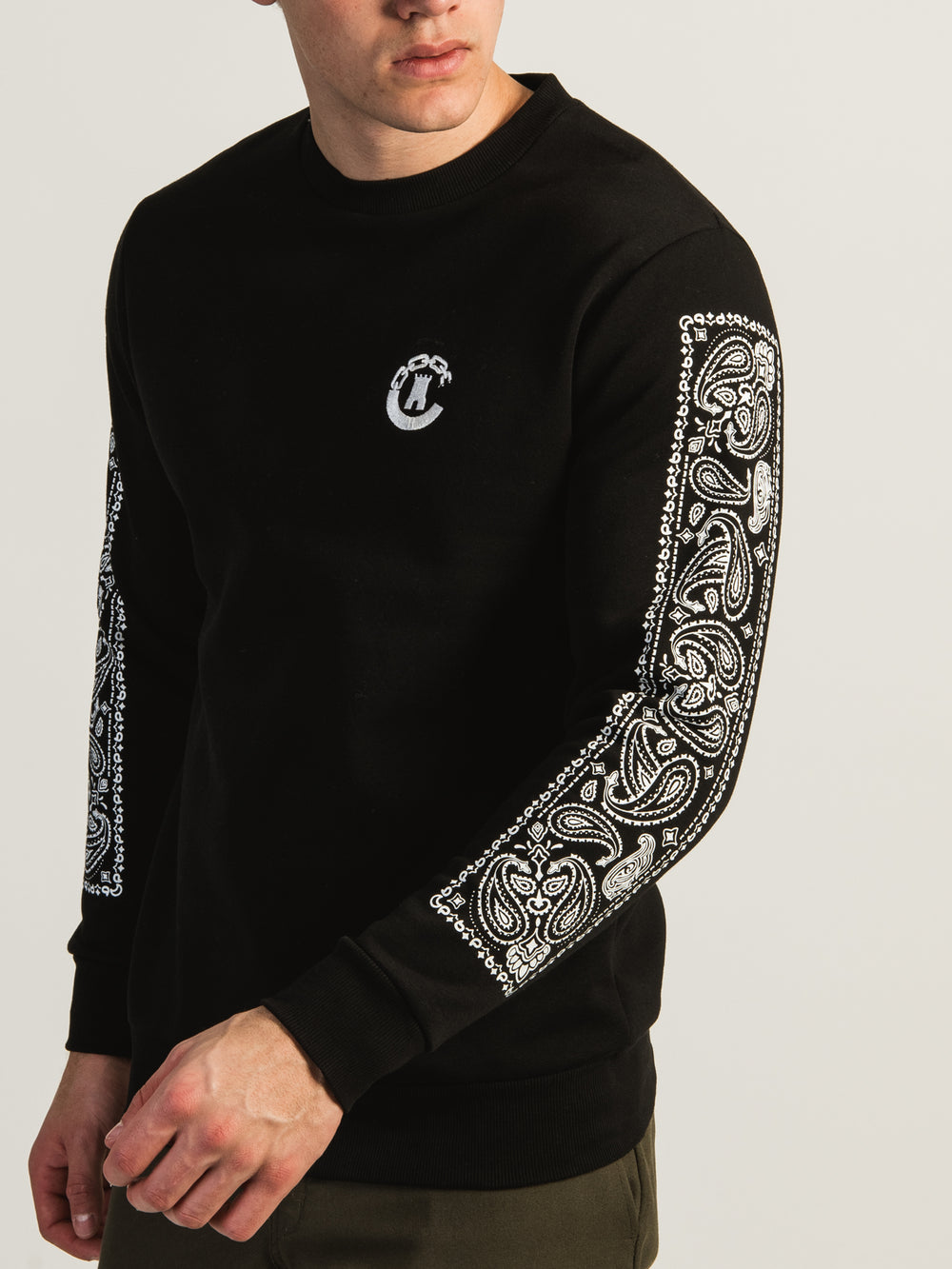 CROOKS & CASTLES PAISLEY FAM CREW