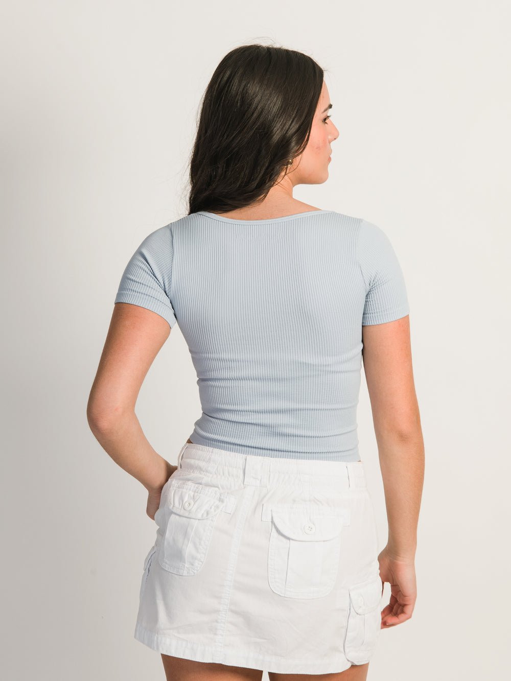 HARLOW SQUARE NECK SEAMLESS TEE - BABY BLUE