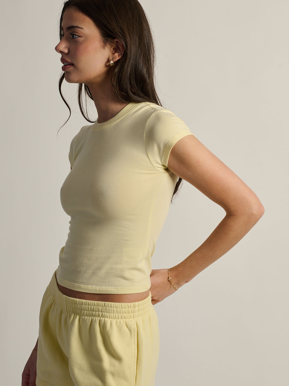 HARLOW GIA TEE - BABY YELLOW