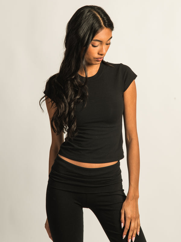 HARLOW GIA TEE - BLACK