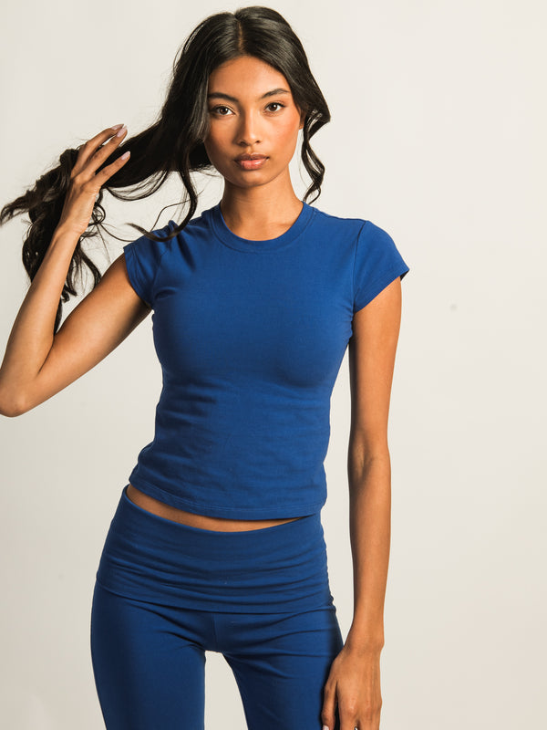HARLOW GIA TEE - COBALT