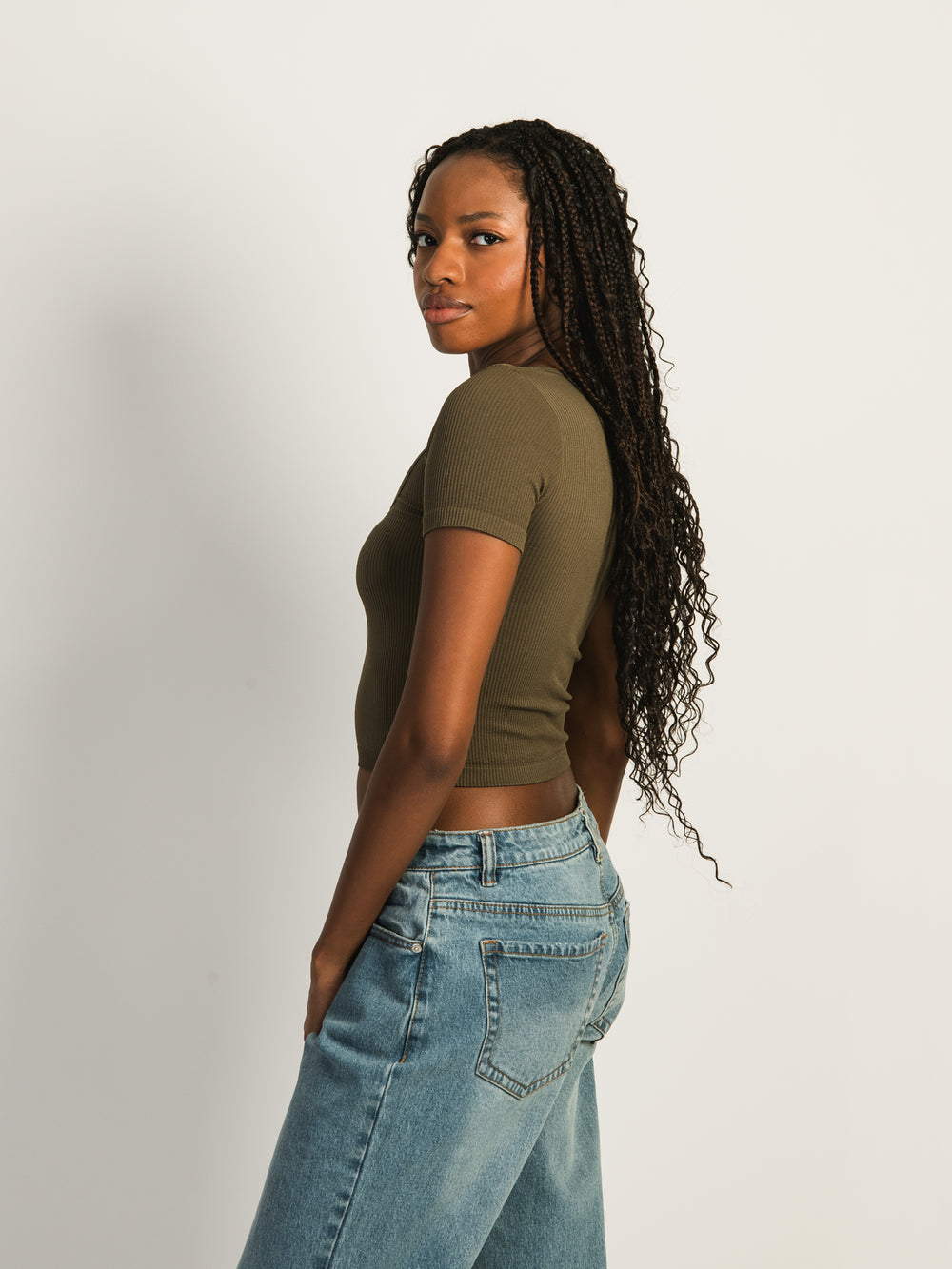 HARLOW SQUARENECK SEAMLESS TEE - ARMY