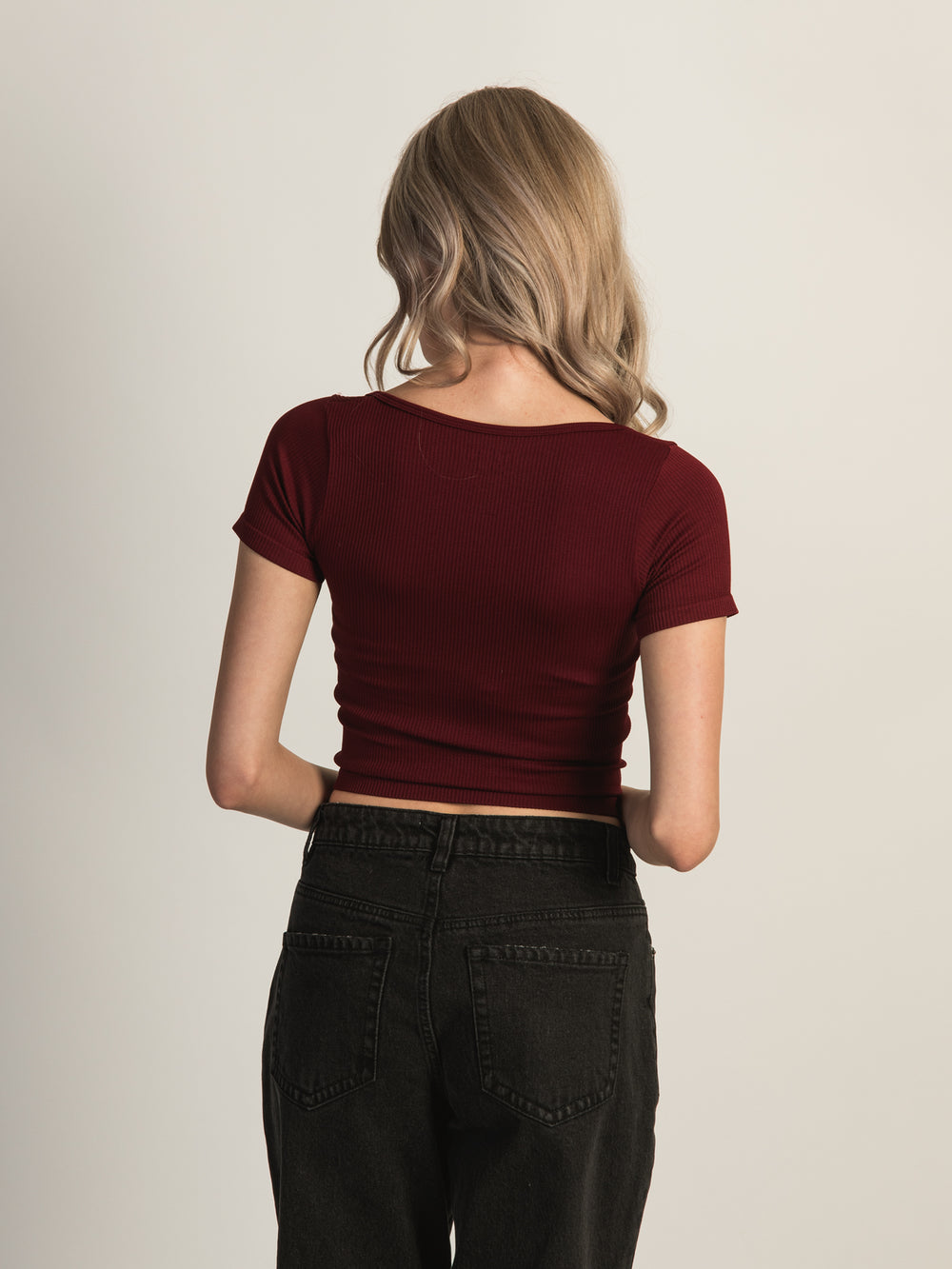 HARLOW SQUARENECK SEAMLESS TEE - BURGUNDY