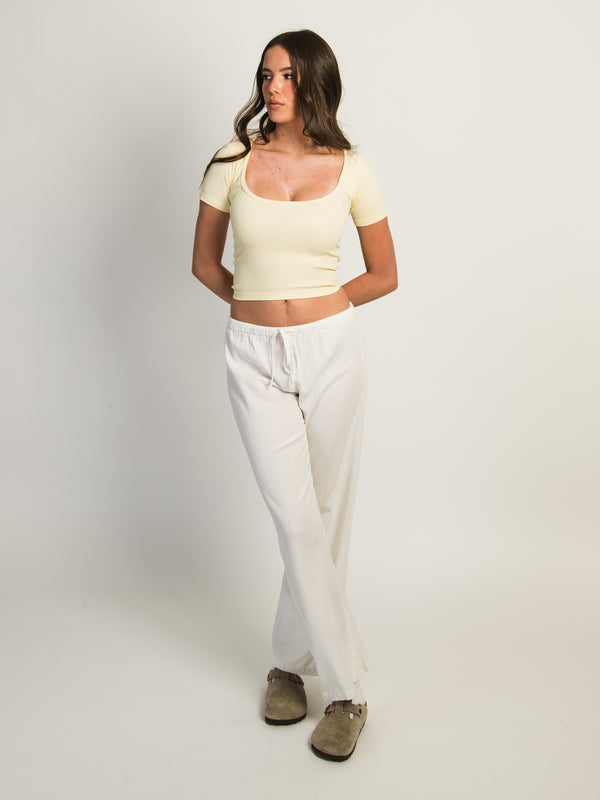 HARLOW SQUARENECK SEAMLESS TEE - YELLOW