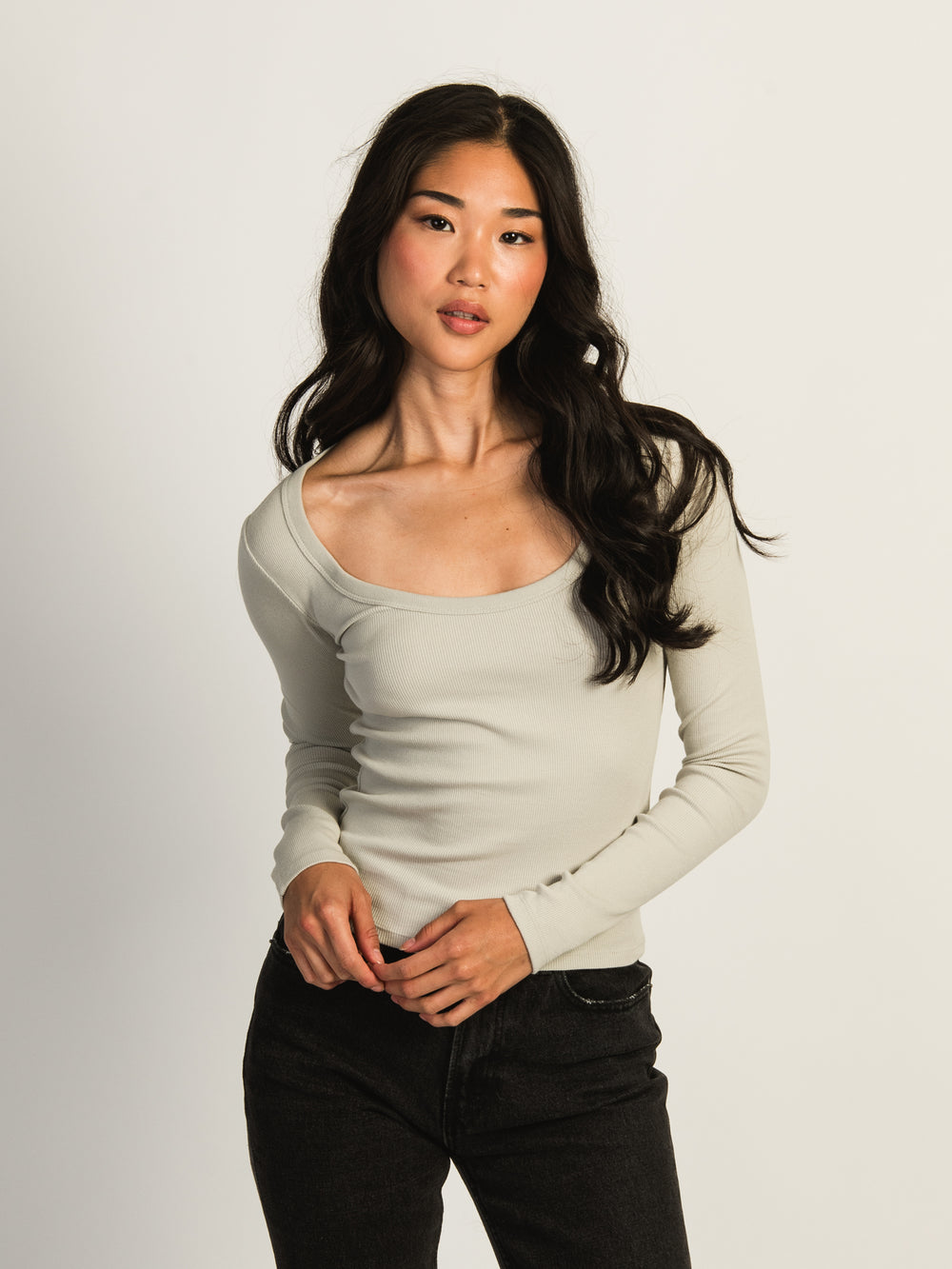 HARLOW ESSENTIAL LONG SLEEVE SCOOPNECK - ROCK