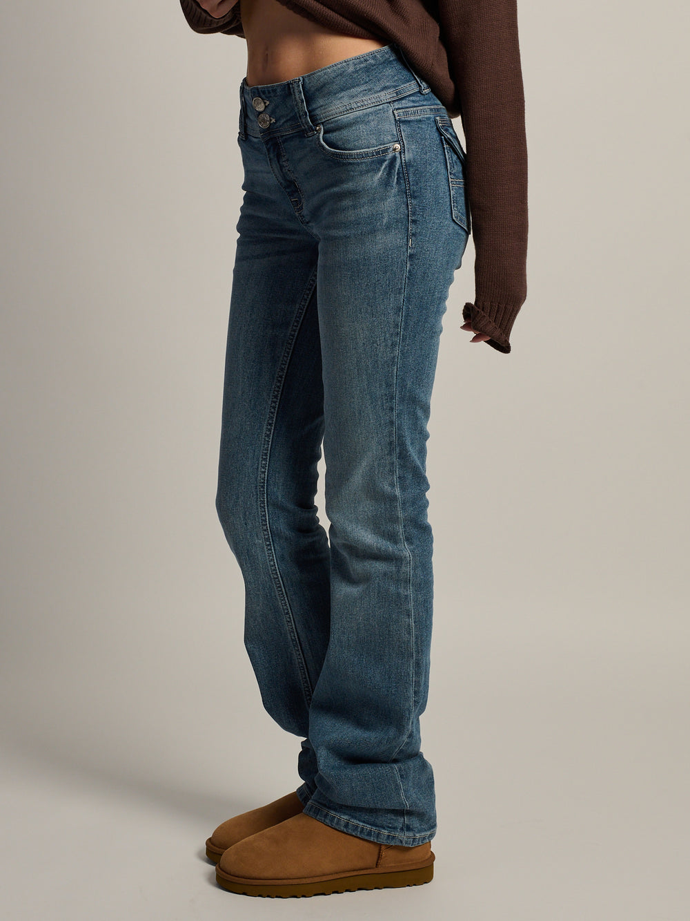HARLOW LOW RISE BOOTCUT JEAN