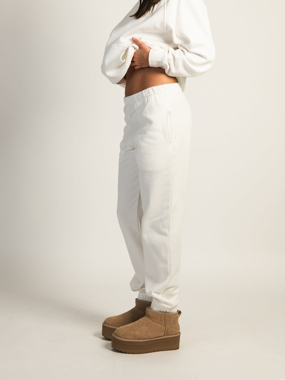 HARLOW JORDANA RELAXED SWEATPANT - OFF WHITE