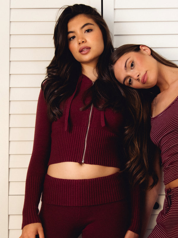 HARLOW BROOKE SWEATER - BURGUNDY