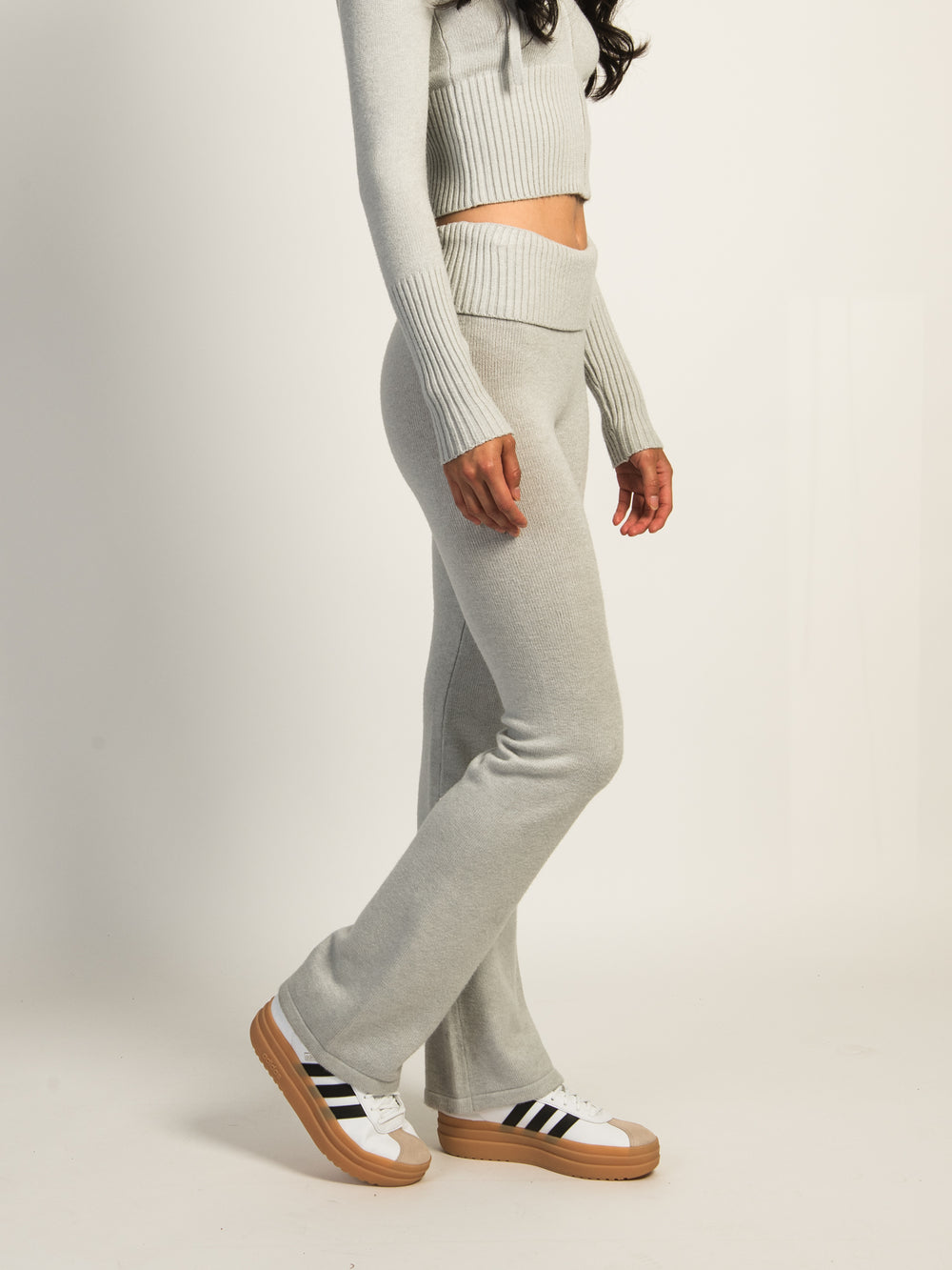 HARLOW BROOKE FLARE PANT - CLOUD