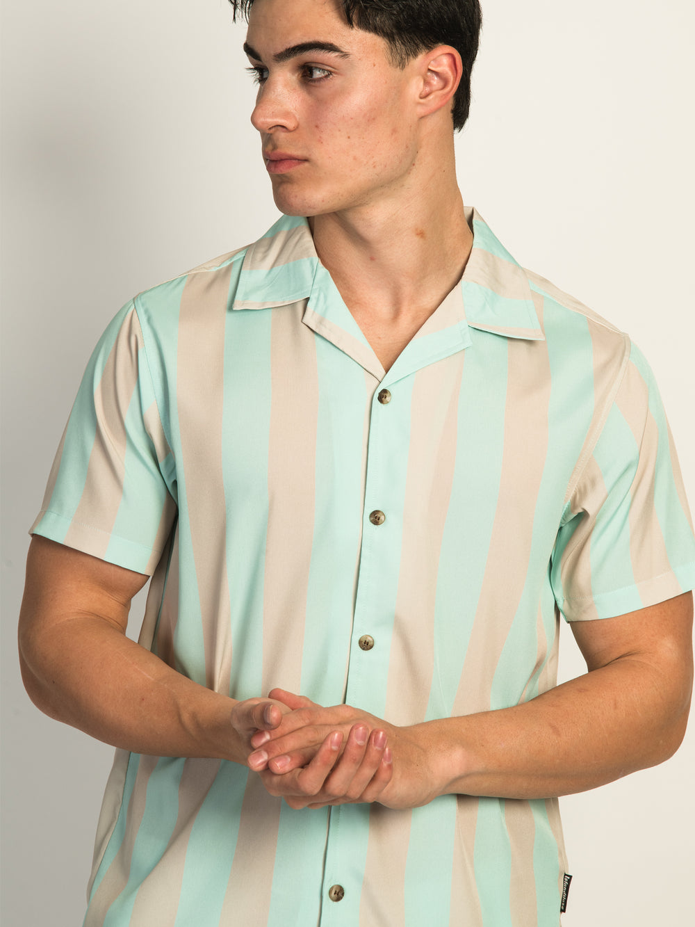 ISLAND HAZE VERTICAL STRIPE SHORT SLEEVE WOVEN SHIRT