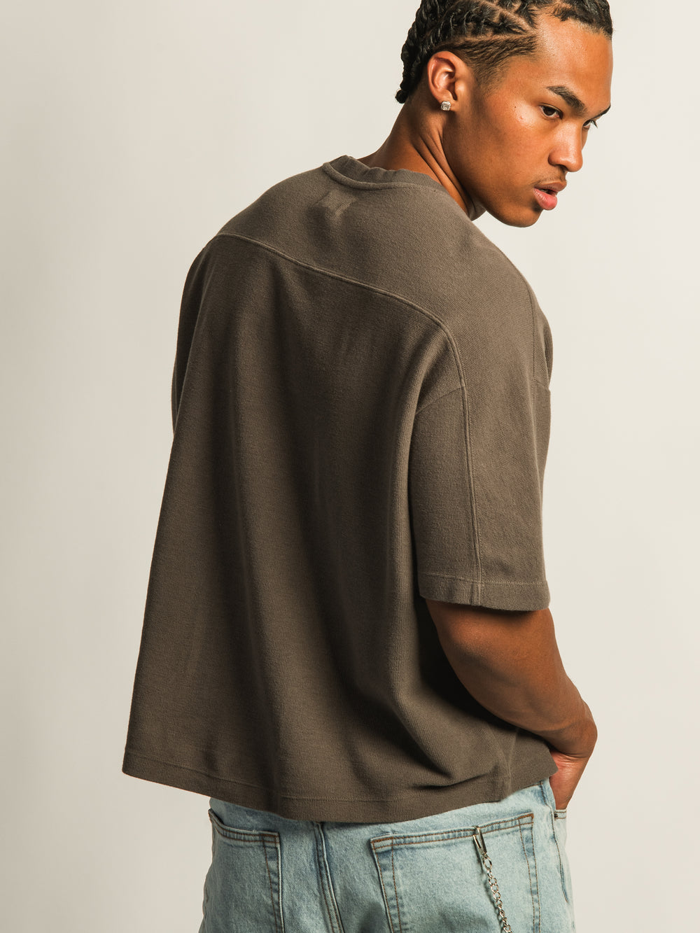 KOLBY SHORT CUT KNIT TEE- IRON