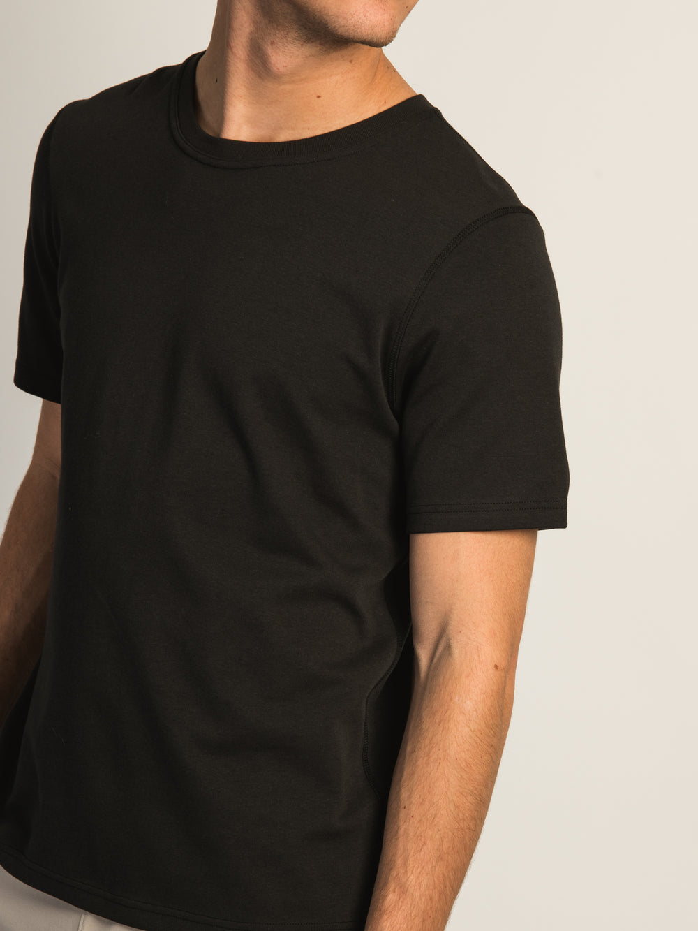 KOLBY KEEP COOL TEE - BLACK