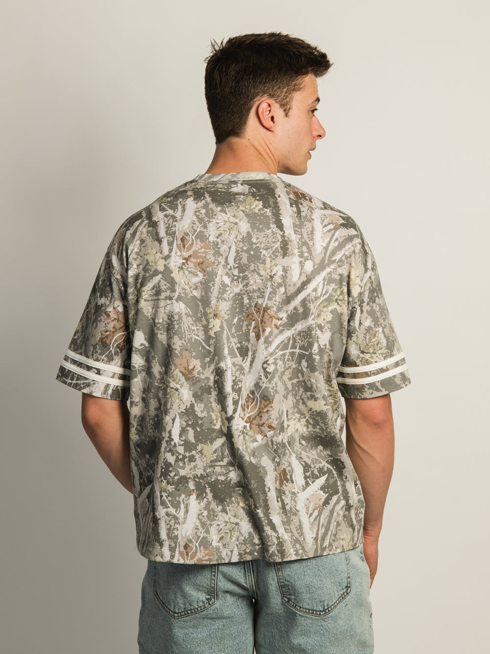 KOLBY FOOTBALL TEE - CAMOUFLAGE