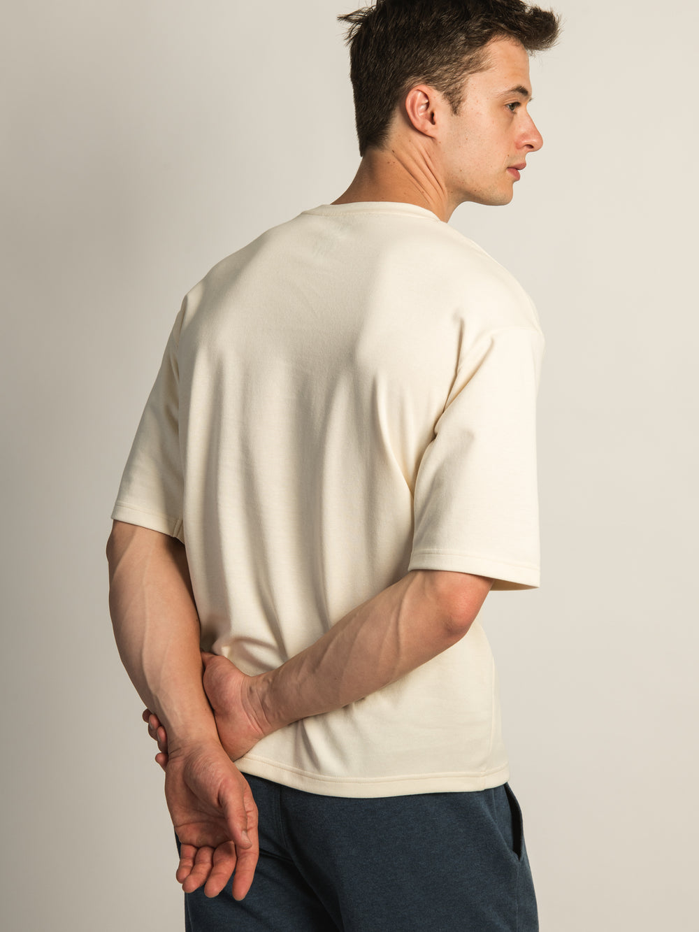 KOLBY KEEP COOL BOXY FIT TEE- CREAM
