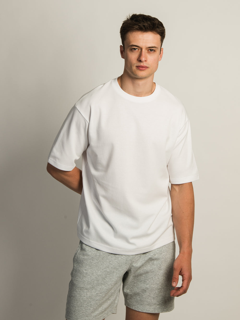 KOLBY KEEP COOL BOXY FIT TEE- WHITE