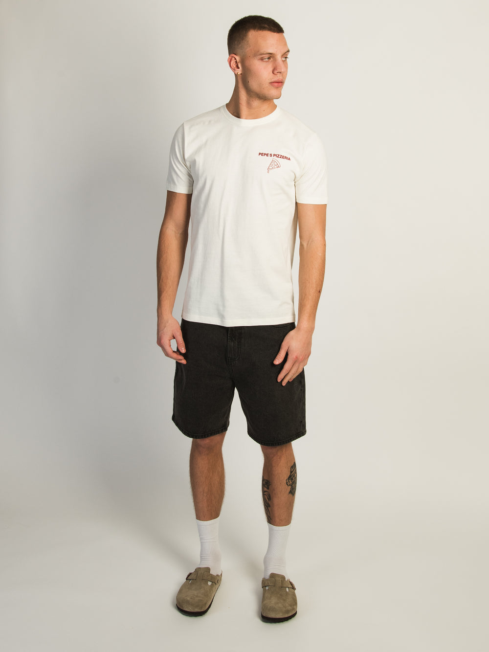 KOLBY GRAPHIC T-SHIRT- PEPE'S PIZZERIA