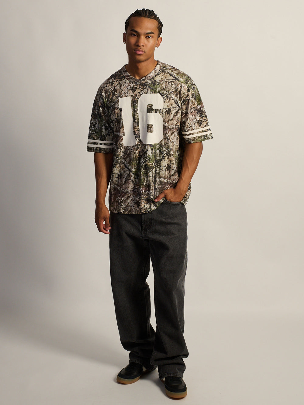 KOLBY LOOSE FIT FOOTBALL T-SHIRT - CAMOUFLAGE