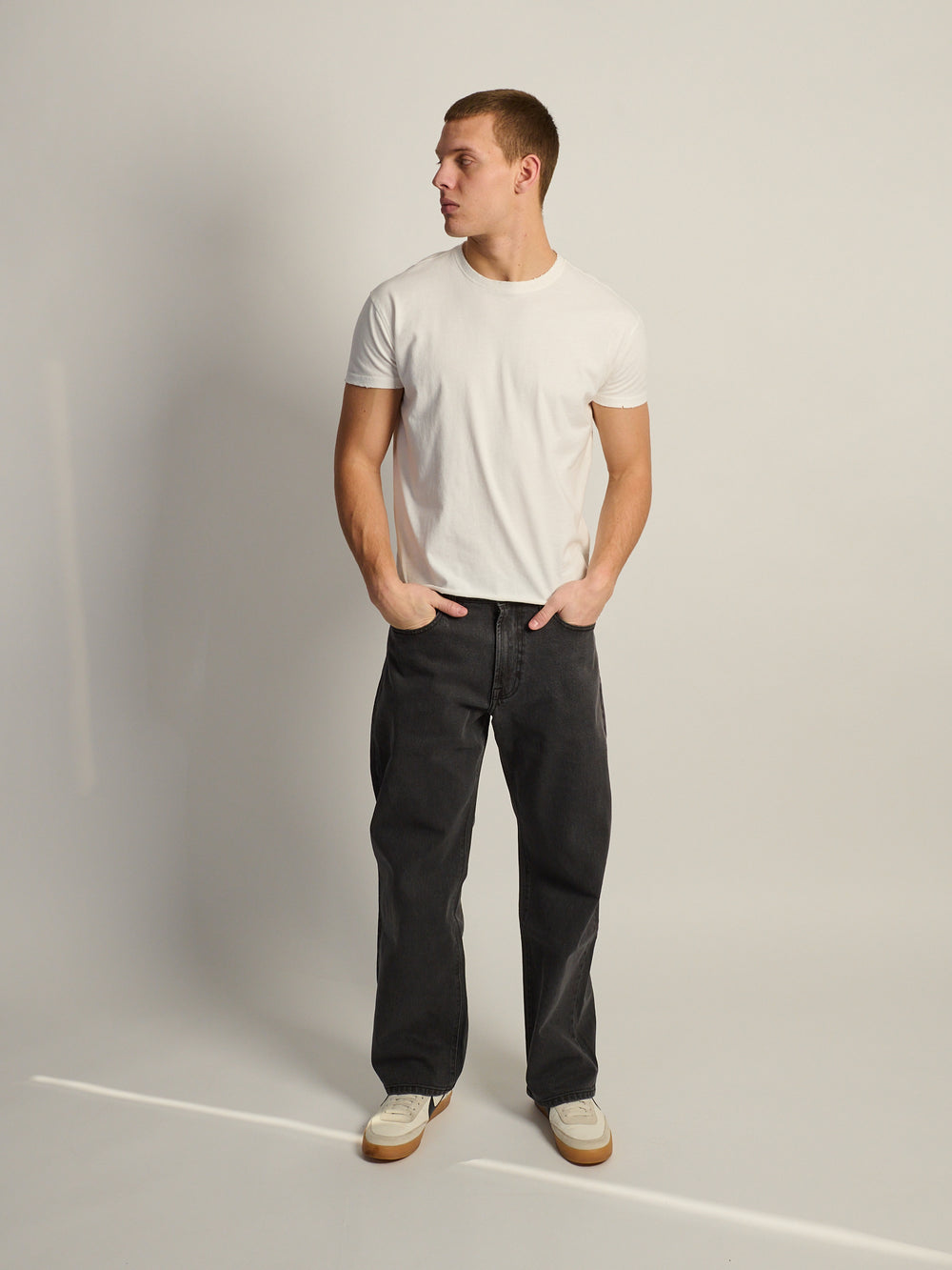 KOLBY SHORT CUT MUSCLE TEE - WHITE