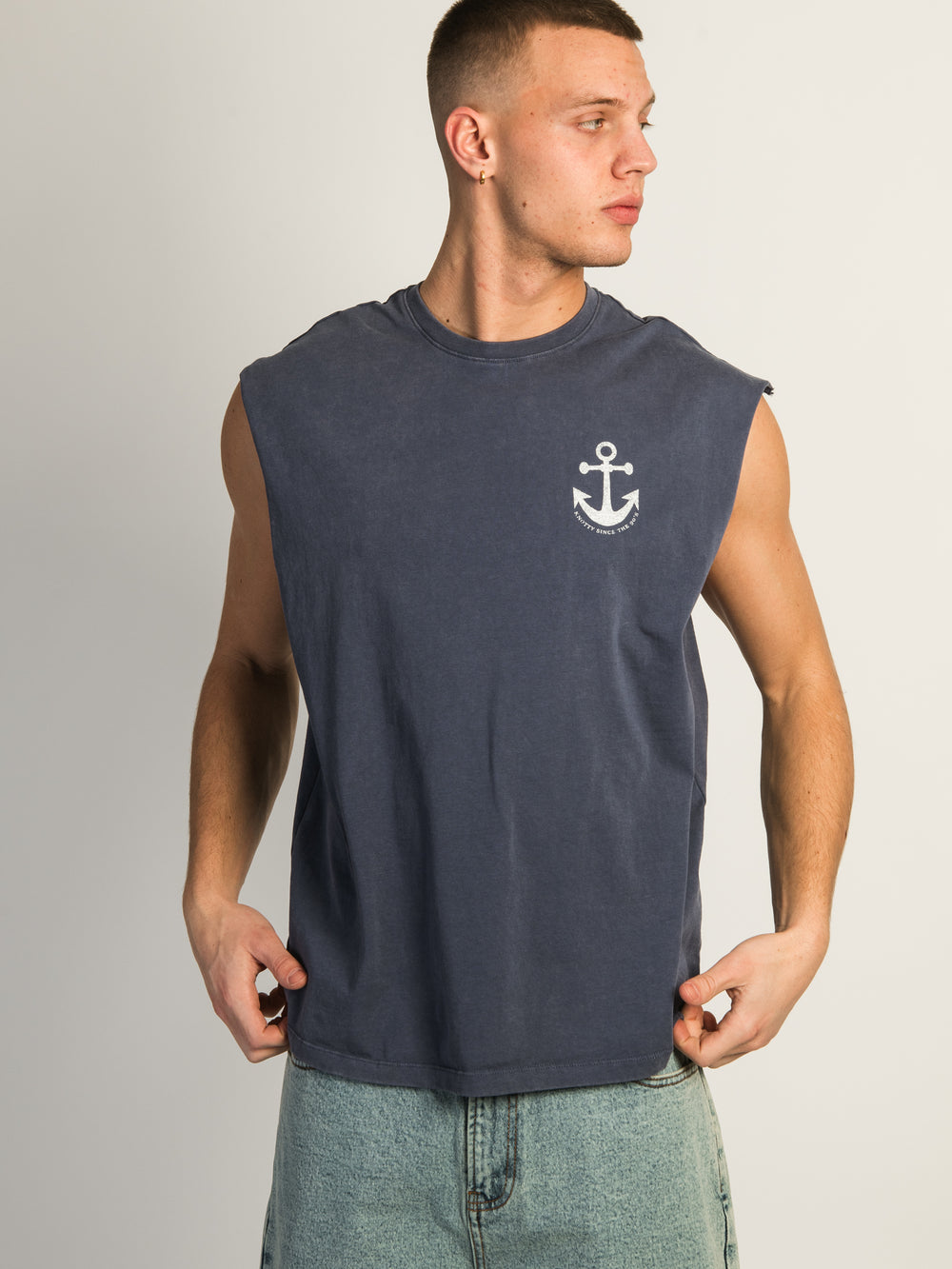 KOLBY GRAPHIC MUSCLE TANK TOP - BLUE