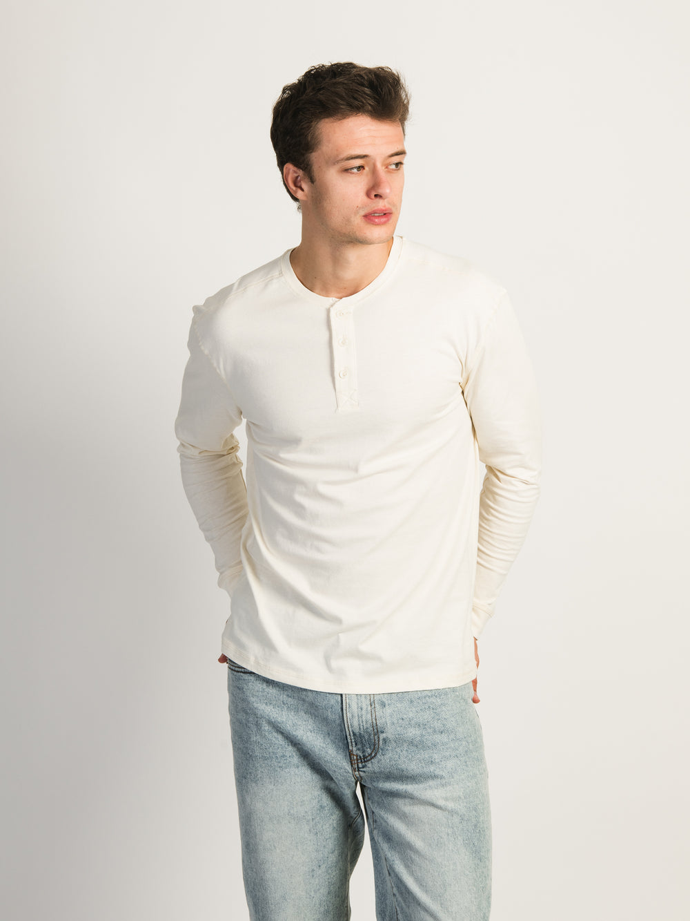 KOLBY SUEDED HENLEY - OFF-WHITE