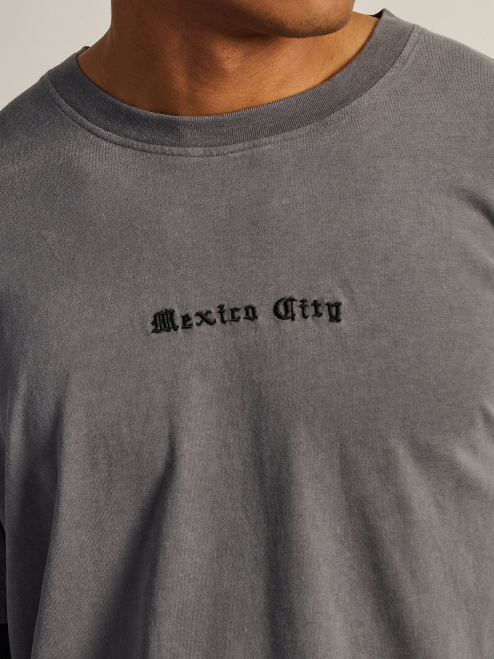 LONG SLEEVE WAFFLE FOOTBALL TEE - CHARCOAL