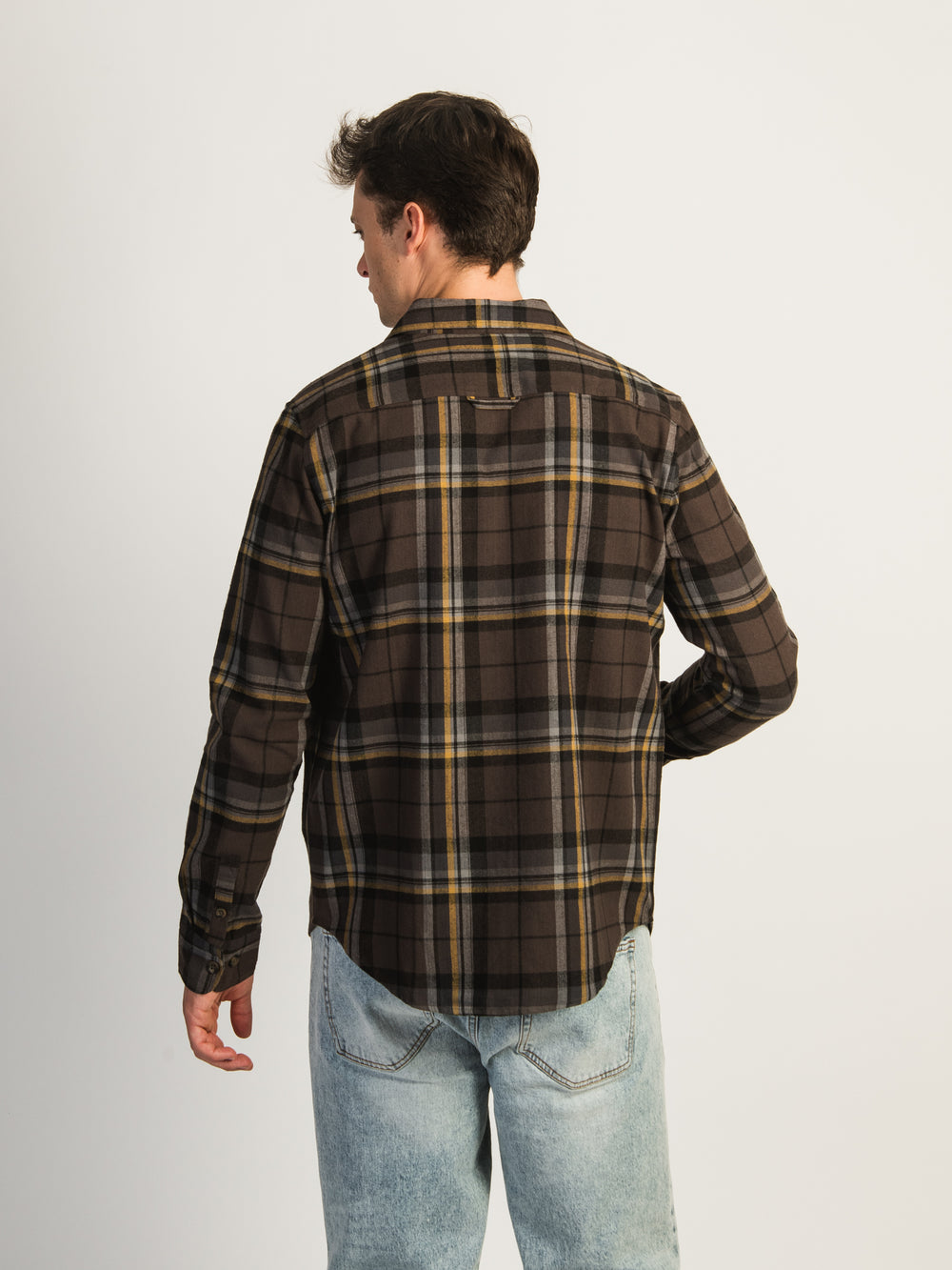 KOLBY CLASSIC PLAID BUTTON UP - BROWN