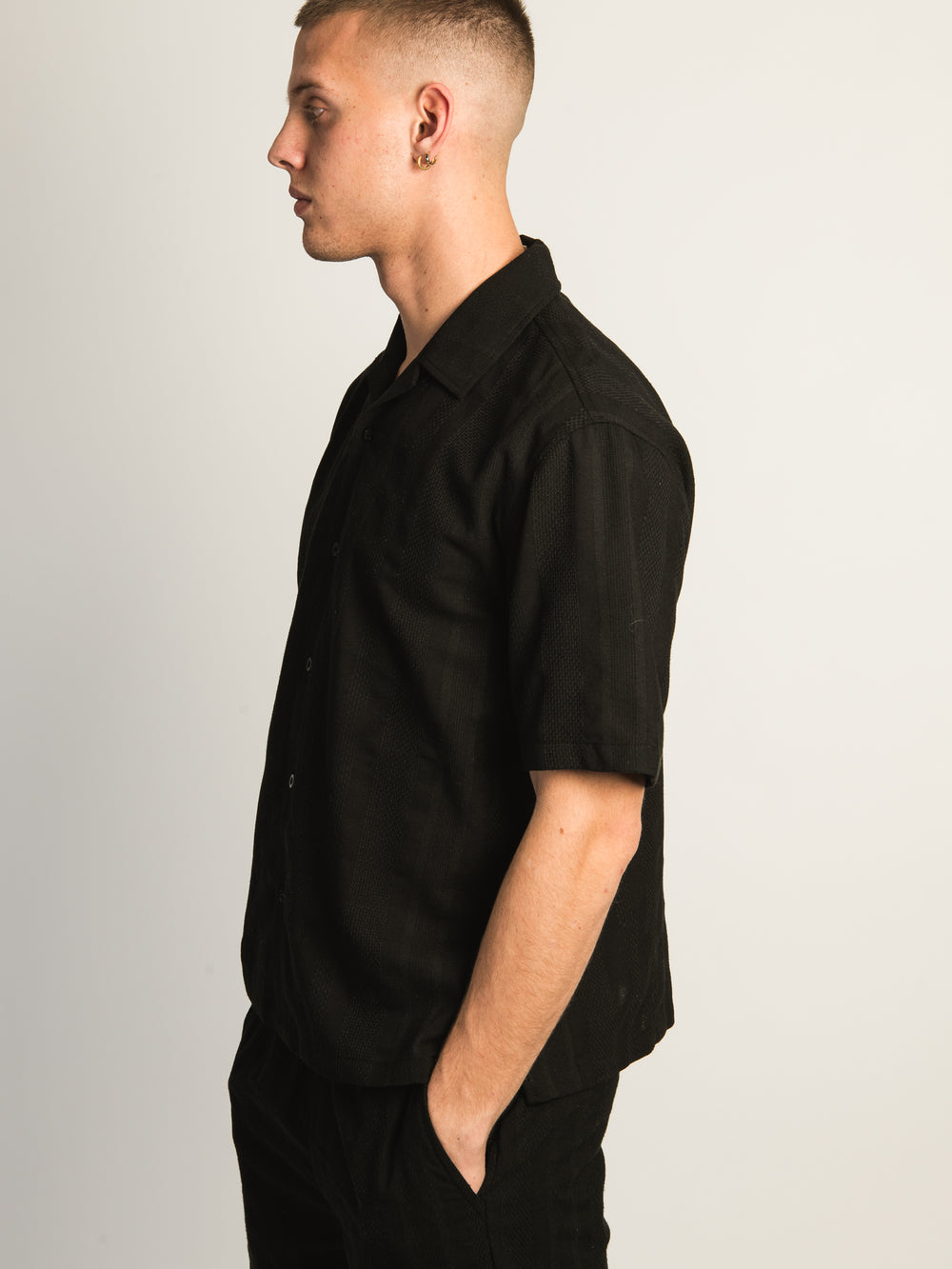 KOLBY BOXY FIT SHIRT - BLACK