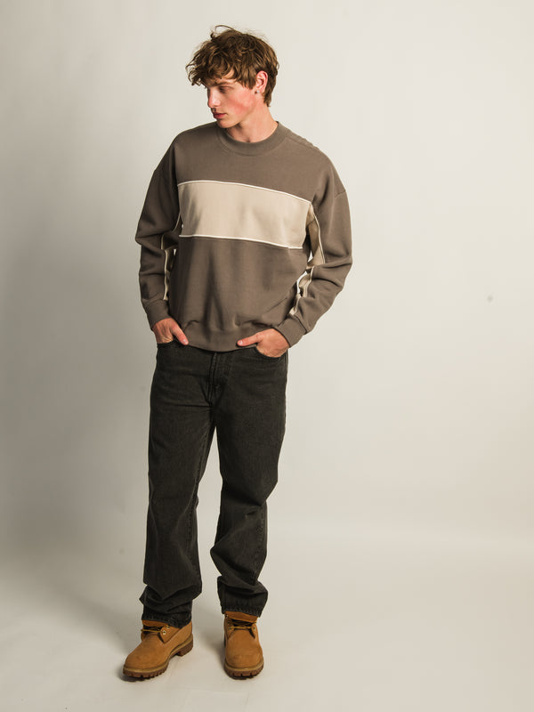 KOLBY STRIPED RELAXED CREW FIT - IRON