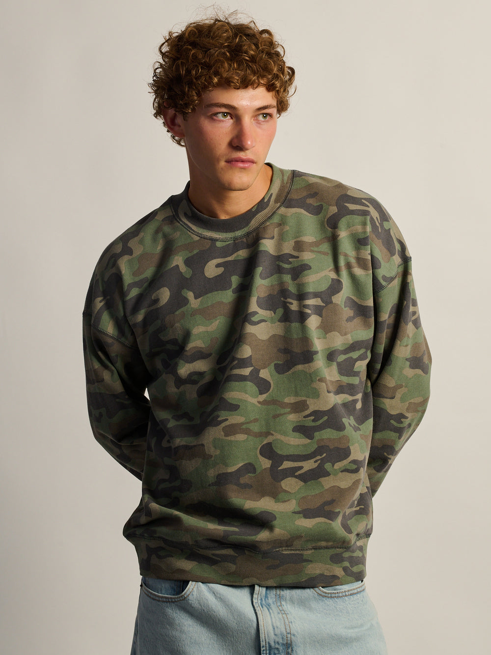 KOLBY RAGLAN CREW - CAMOUFLAGE