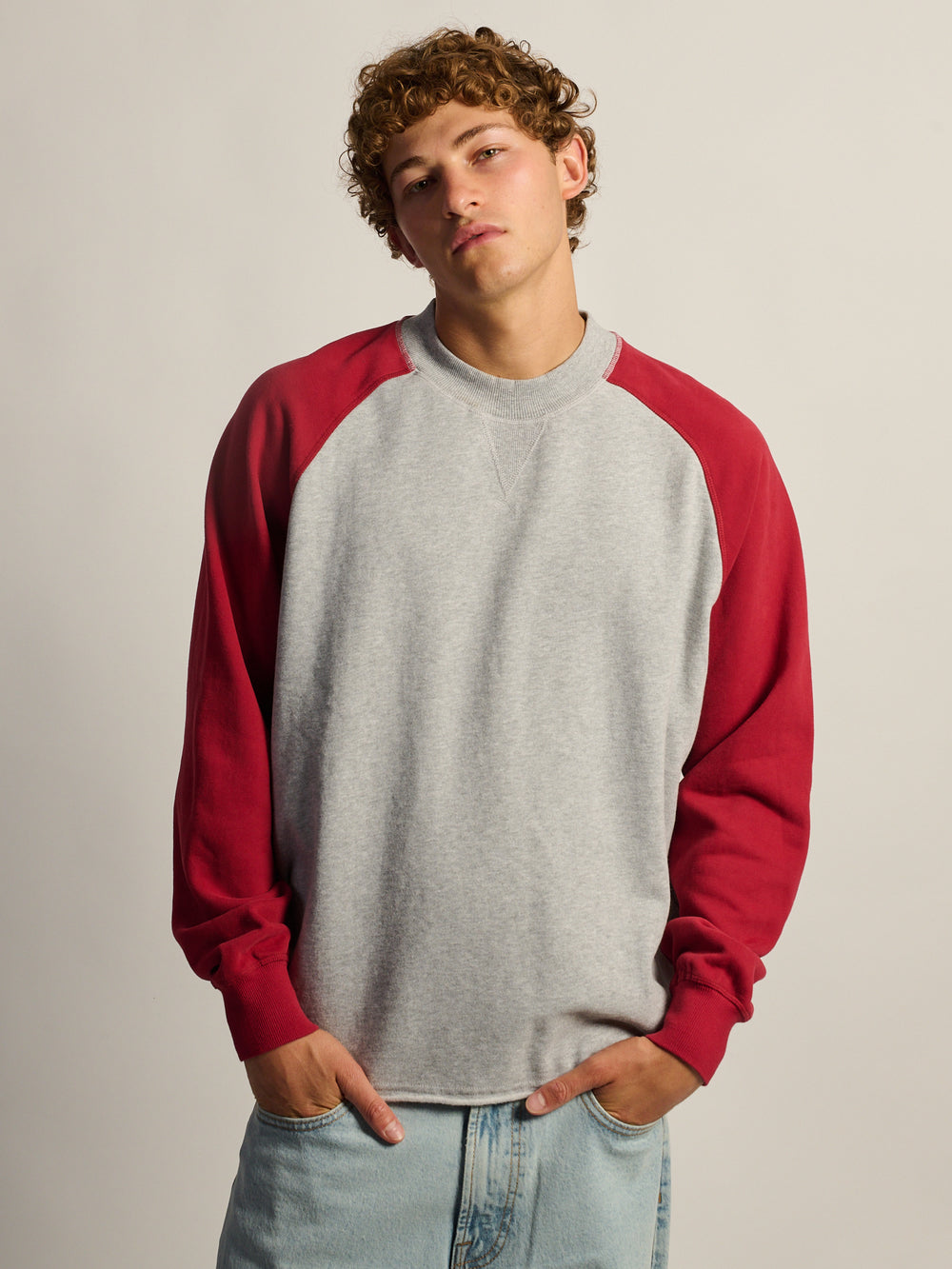KOLBY RAGLAN CREW HOODIE - RED