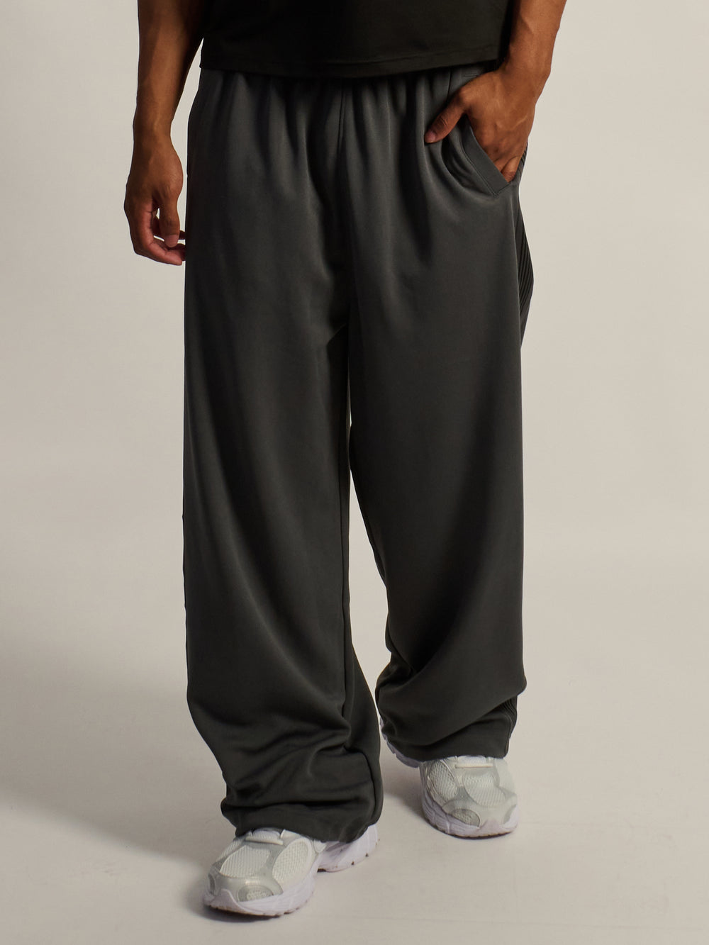 KOLBY SUPER BAGGY KNIT PANT - CHARCOAL