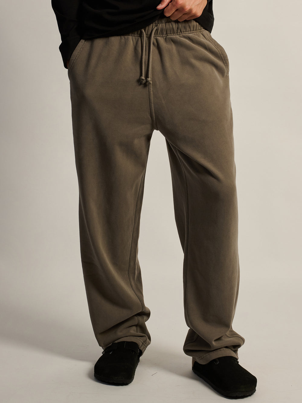 KOLBY BAGGY SWEATPANT - IRON