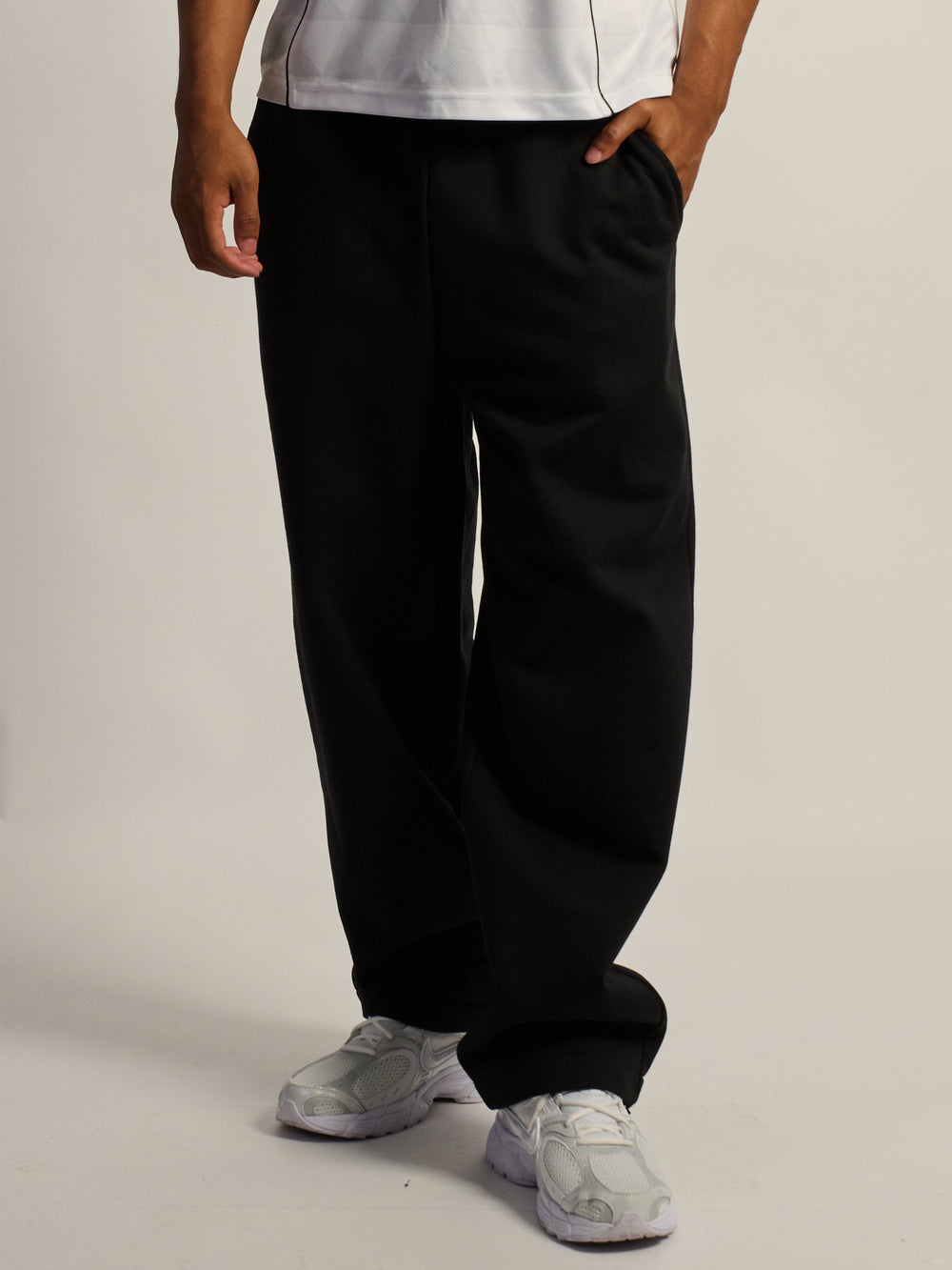 KOLBY BAGGY HEAVYWEIGHT SWEATPANT - BLACK