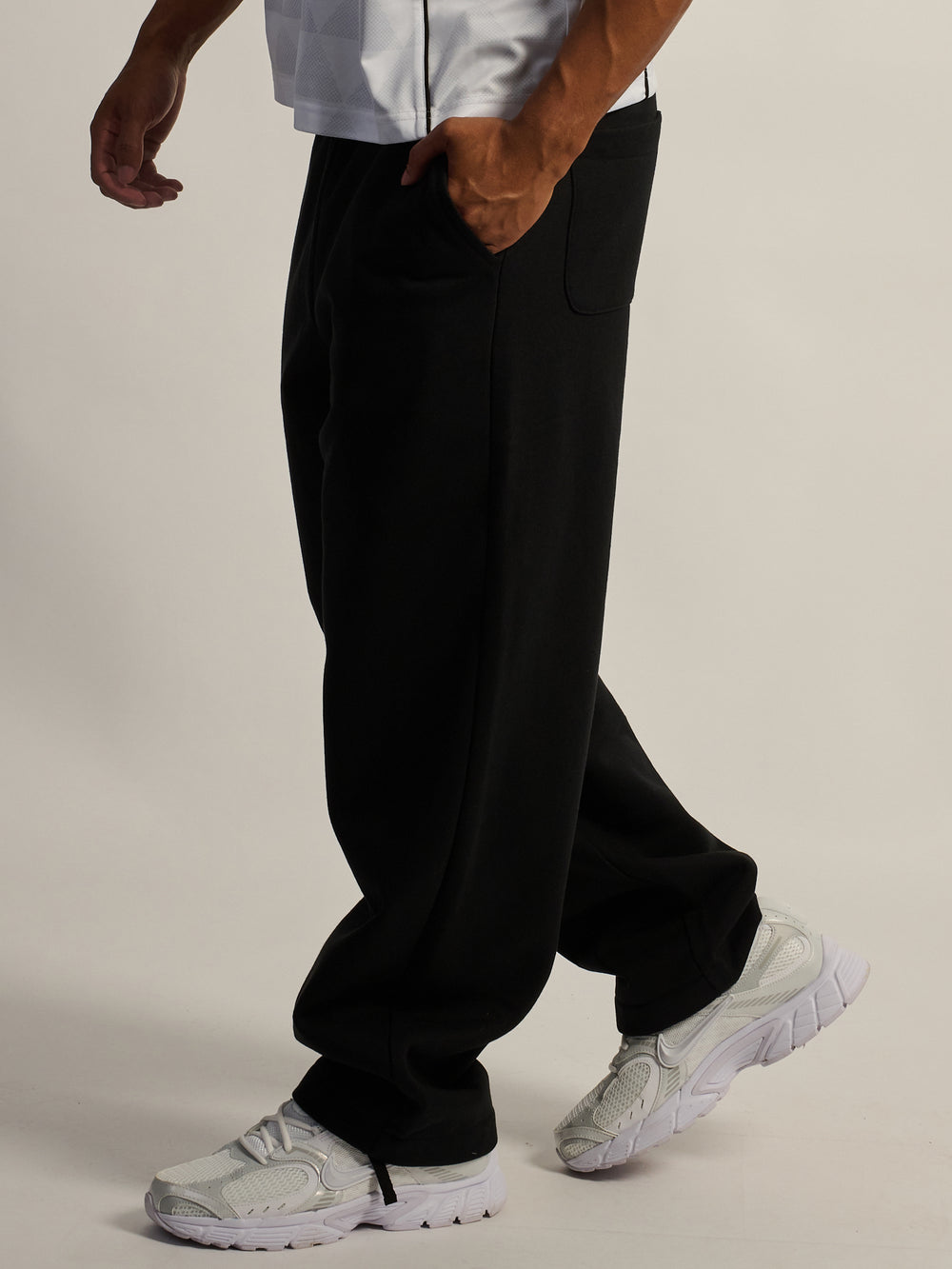 KOLBY BAGGY HEAVYWEIGHT SWEATPANT - BLACK