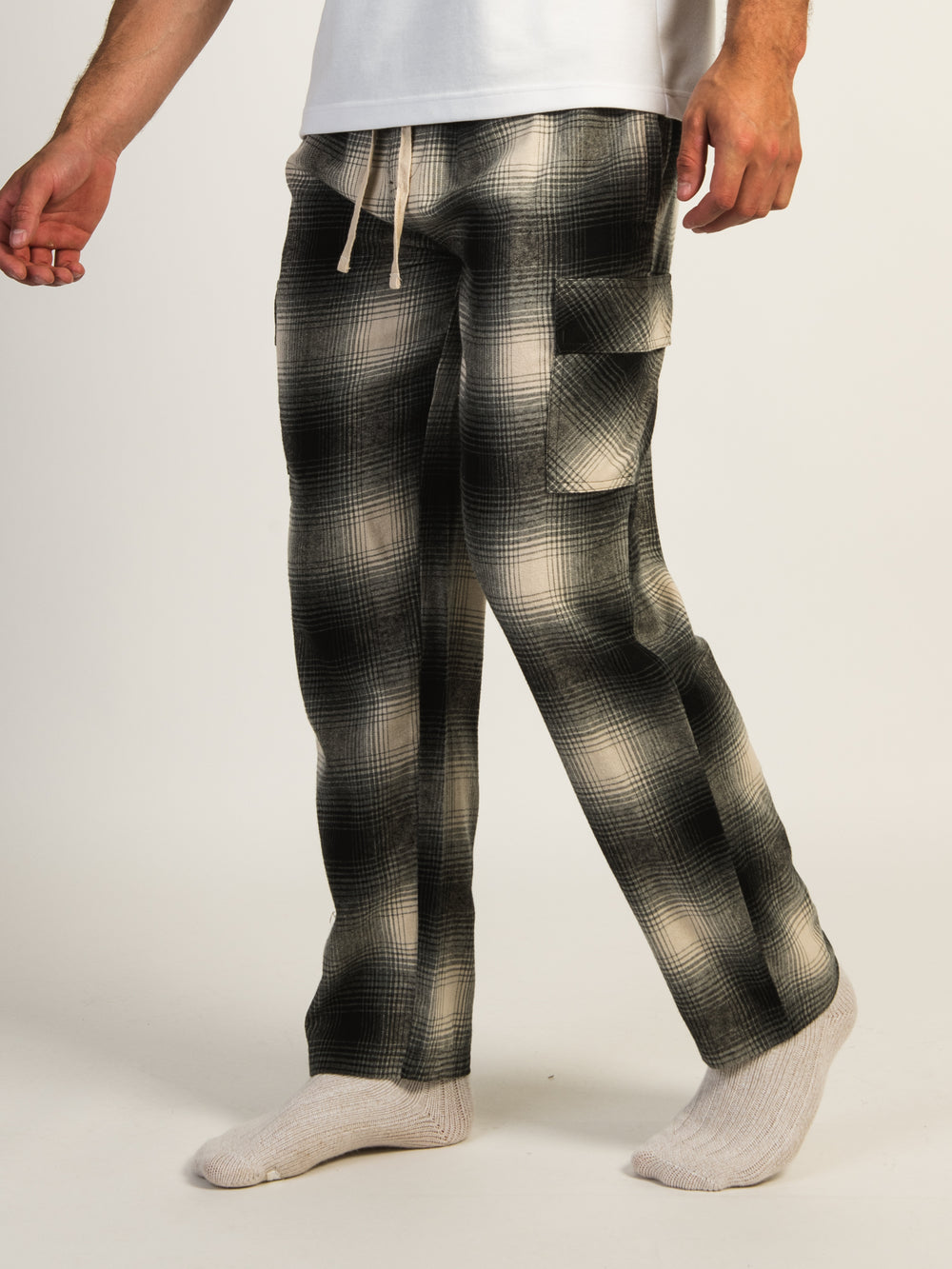 KOLBY THOMAS CARGO PLAID PANT - BLACK