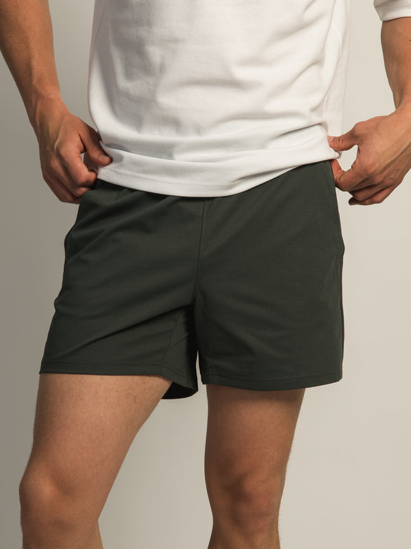 KOLBY KEEP COOL STRETCH PULL ON SHORT - GREEN