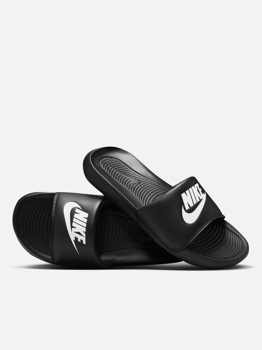 WOMENS NIKE VICTORI ONE SLIDES - BLACK/WHITE