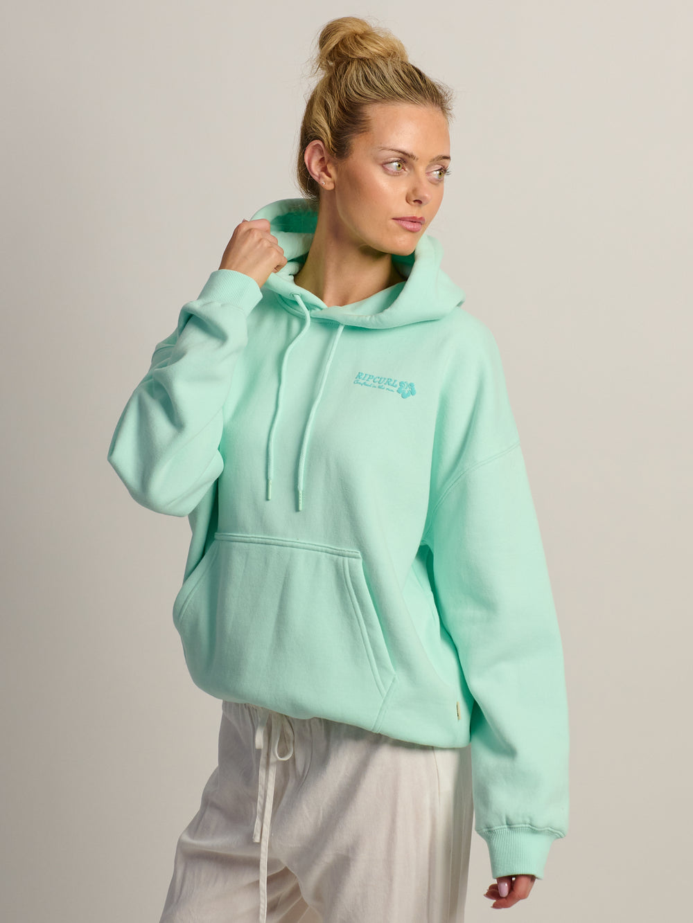 RIP CURL SURF PUFF HERITAGE HOODIE - LIGHT BLUE