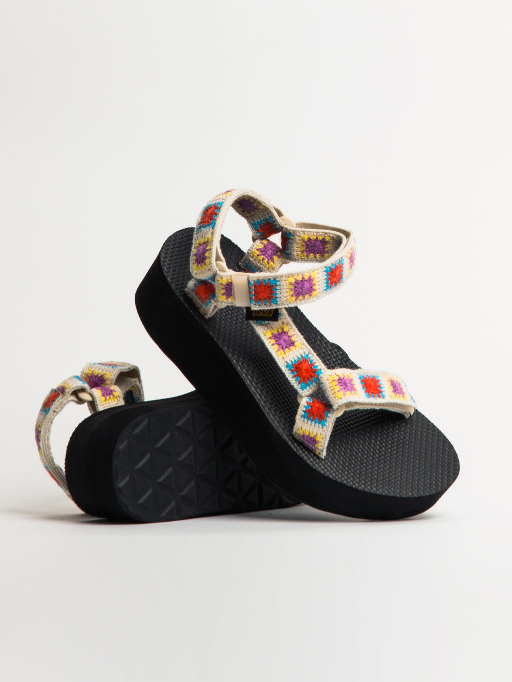 WOMENS TEVA FLATFORM UNIVERSAL CROCHET SANDALS